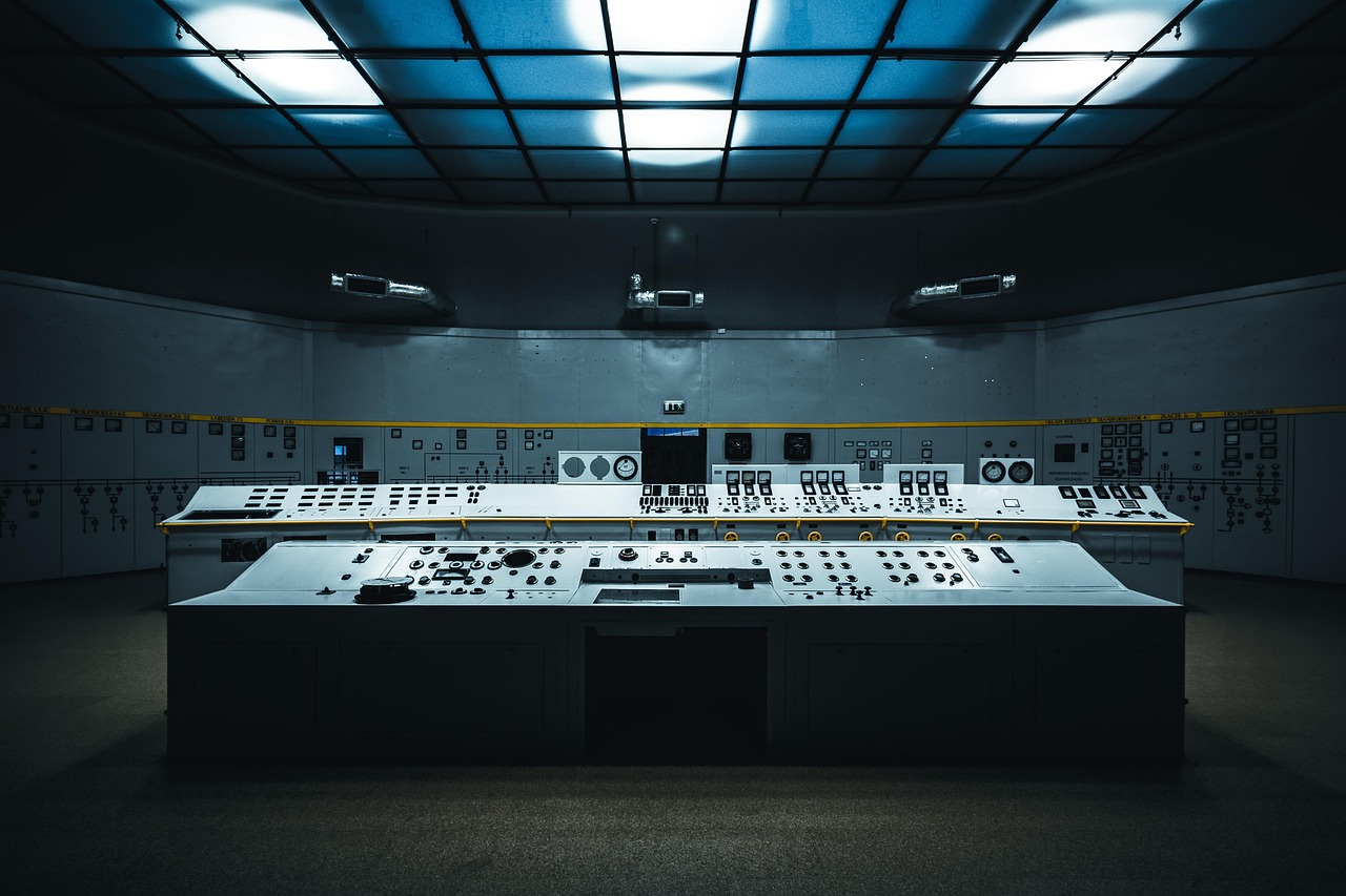 monitores de sala de control de seguridad